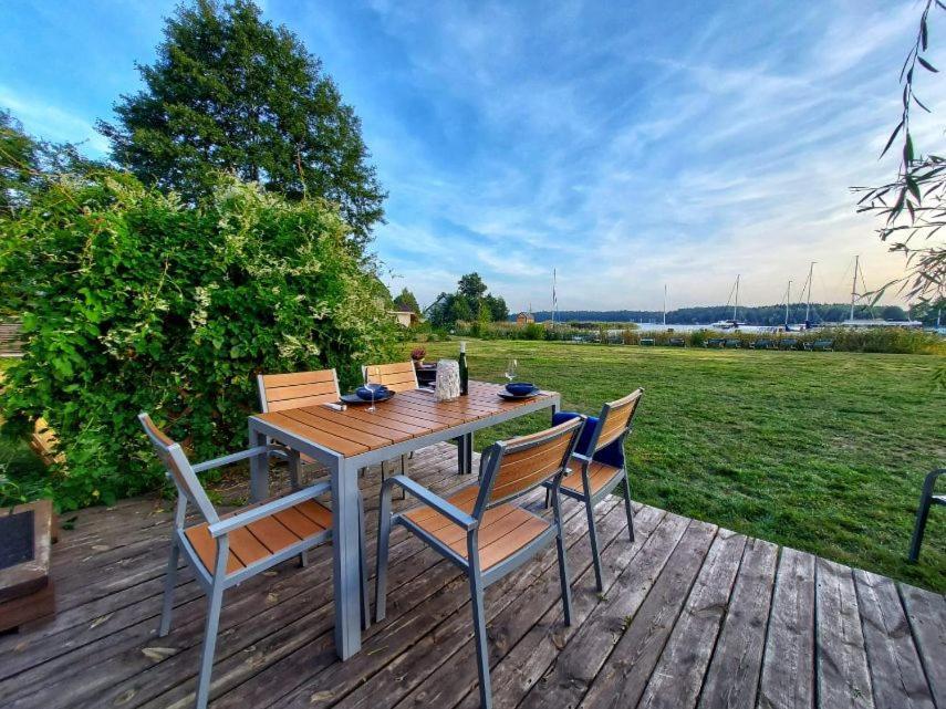 Pensjonat Rybaczowka - Noclegi, Restauracja, Port Богачево Экстерьер фото