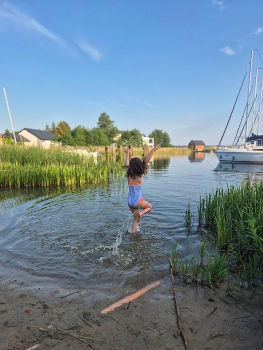 Pensjonat Rybaczowka - Noclegi, Restauracja, Port Богачево Экстерьер фото